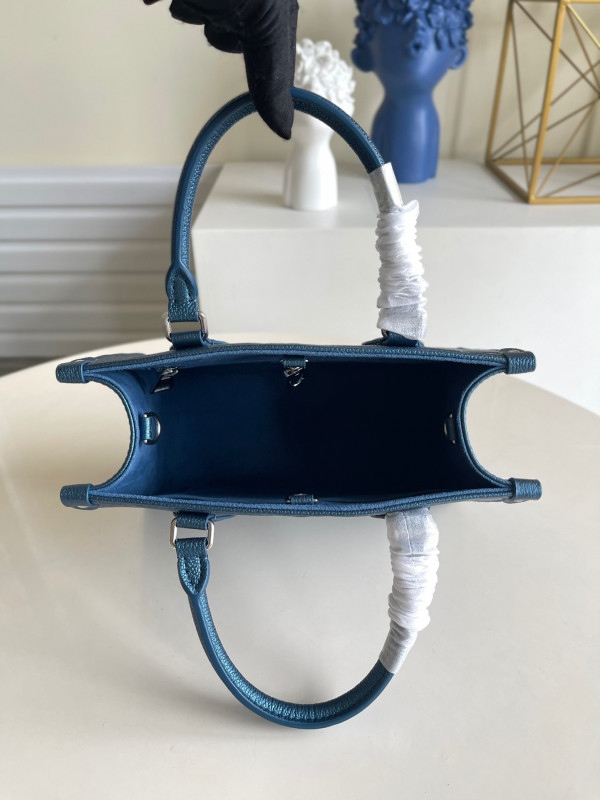 l0*is V*t0n onthego pm