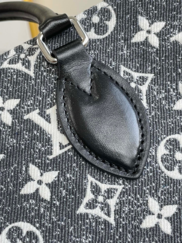 l0*is V*t0n onthego mm