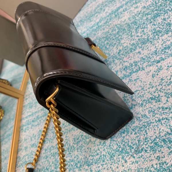 Ba*len*cia*ga hourglass chain bag