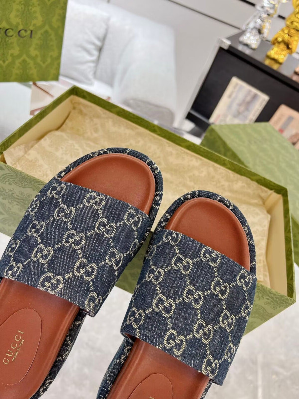 G*u*i platform slide