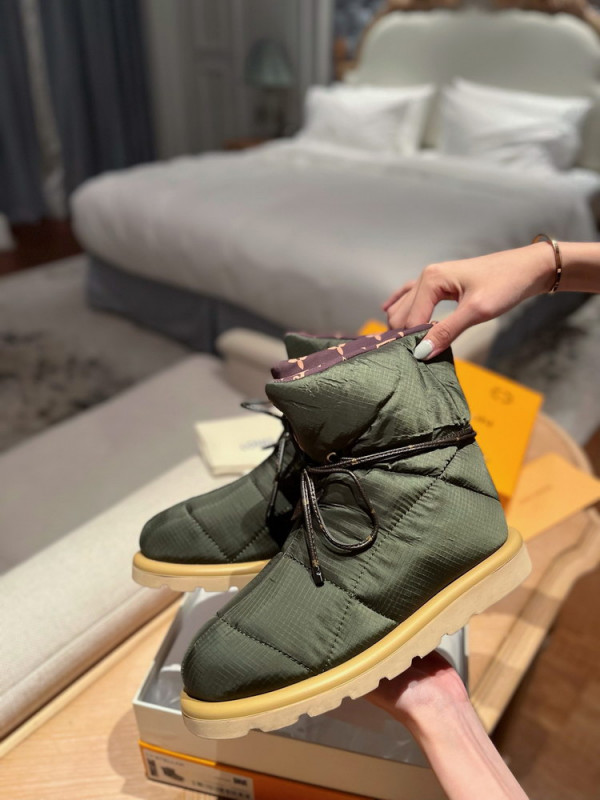 l0*is V*t0n pillow comfort ankle boots