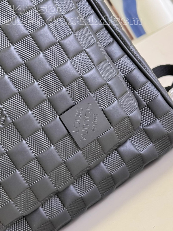 l0*is V*t0n avenue backpack