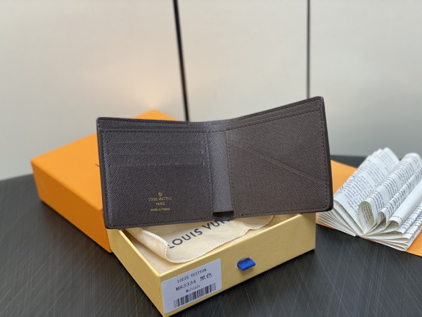 l0*is V*t0n multiple wallet-11.5*9*1.5cm