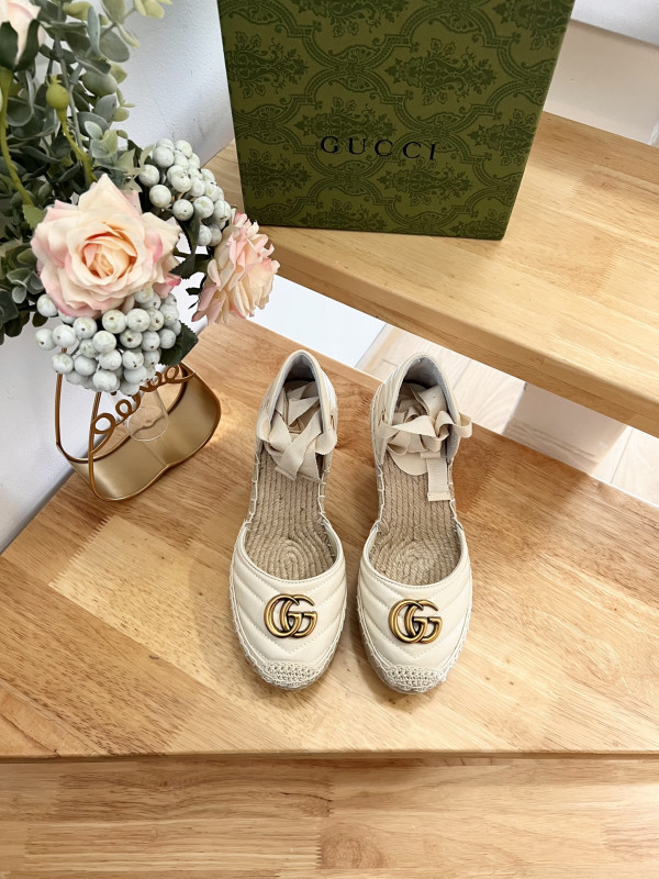 G*u*i leather platform espadrille