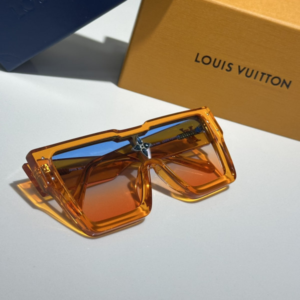 louvis V*t0n sunglasses