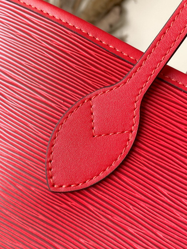 l0*is V*t0n neverfull mm-31*28*14cm