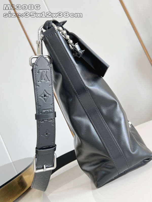 l0*is V*t0n vagabond hobo-35*12*38cm