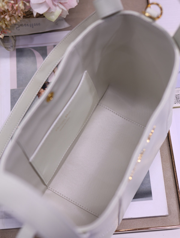 Diro Small Signature Bucket Bag - 21*19*11CM