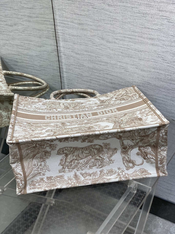 Large Diro Book Tote-42*35*18.5cm