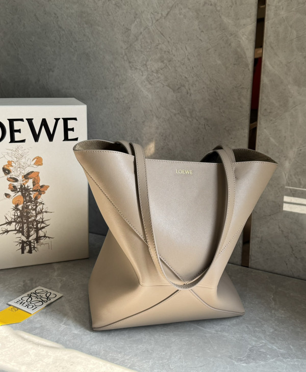 Lowee Puzzle Fold medium Tote - 25.5X14.5X31.5cm